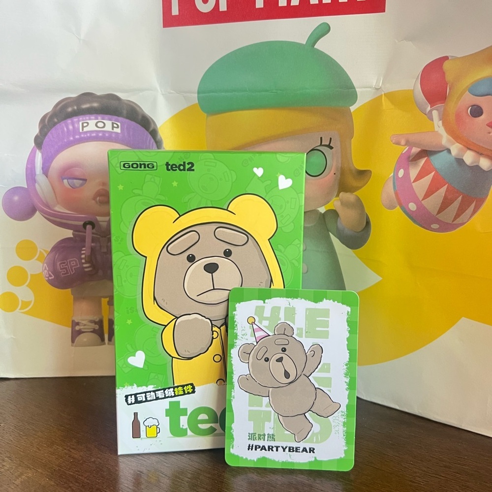 Pop Mart TED2 Bear Action Series Happy Birthday! Keychain Pal NIB CONFIRMED NEW - Picture 2 of 5